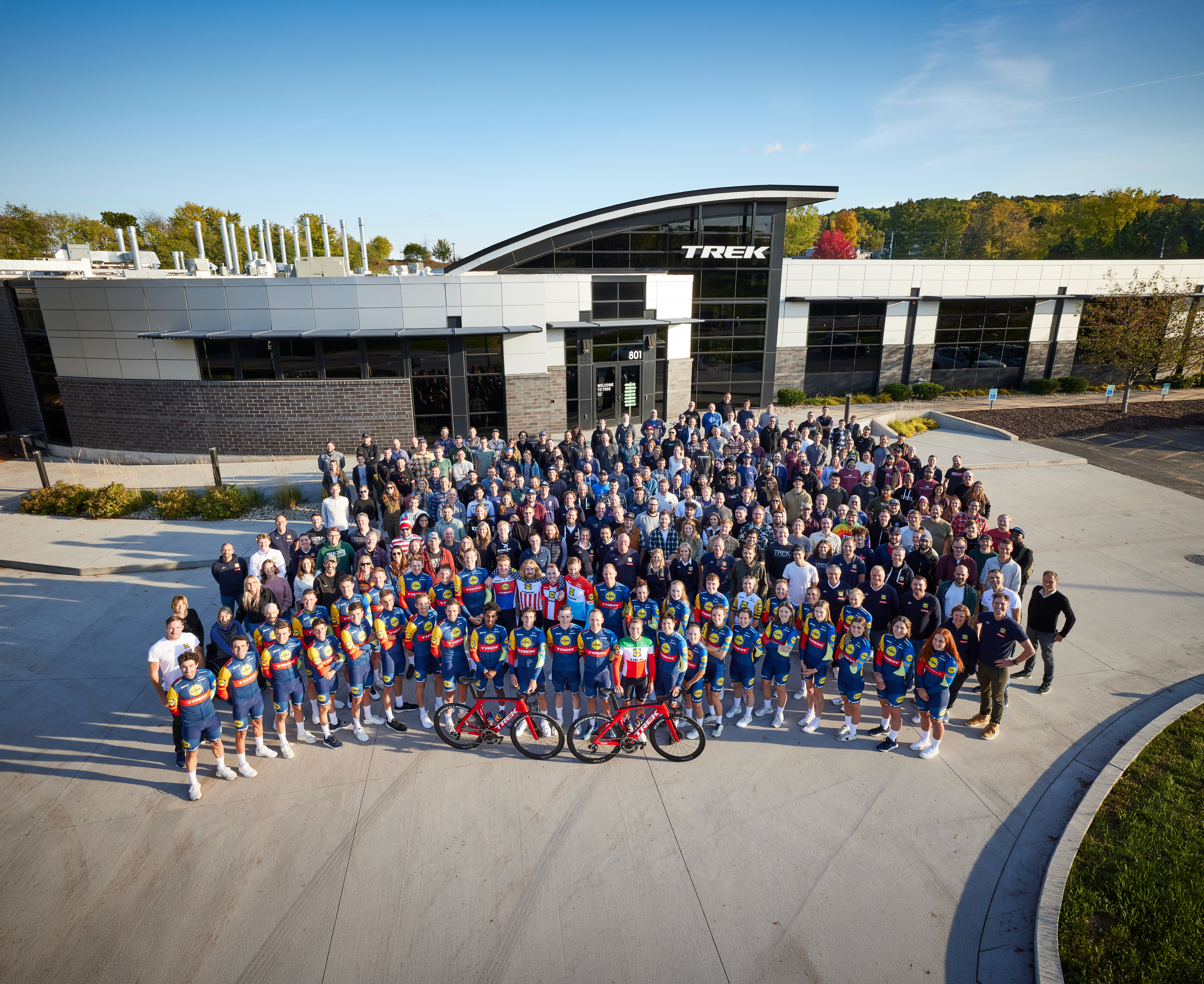 Trek Photo